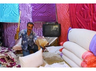 Sıcaklar Yorgancıların Da Yüzünü Güldürdü