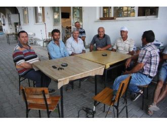 (Özel Haber) Bu Köyde Kimse Sokağa Çıkamıyor