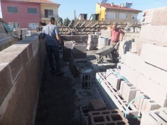 Kaymaklı Belediyesi Cami Bakım Ve Genişletme Çalışması Yapıyor