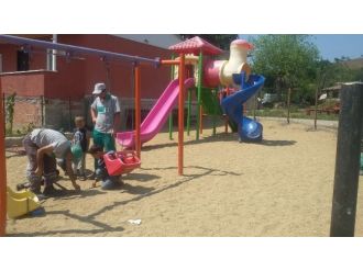 Köylerdeki Parklara Belediyeden Bakım