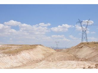 Sarsap Göleti’ne Su Taşıyacak Kanalın Yüzde 50’si Açıldı