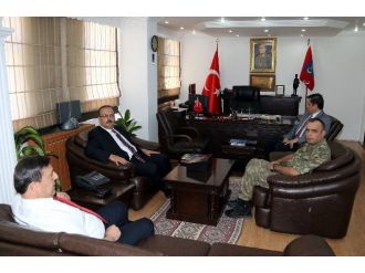 Vali Canbolat’tan Albay Demirci’ye Ziyaret