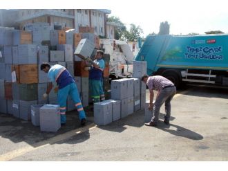 Ahşap Seçim Sandıkları Artık Saksı Ve Odun Olarak Kullanılacak