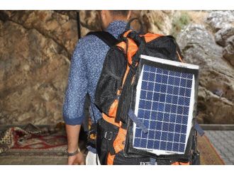 Elbistanlı Genç, Güneş Enerjisi İle Çalışan Tekne Ve Sırt Çantası Yaptı