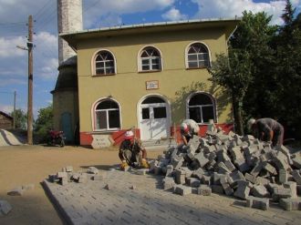 Oğlanalanı Köyü’ne Parke Taşı Döşeniyor