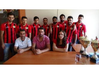 Süper Amatör Ligi’nde Transferler Sürüyor