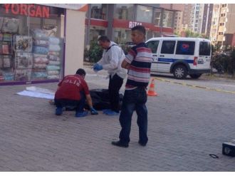 8. Kattan Düşen Adam Hayatını Kaybetti