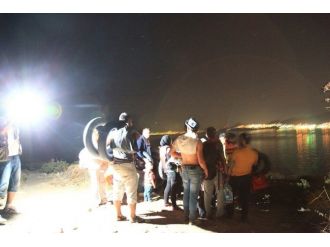 Mülteciler Her Gece Şanslarını Deniyor