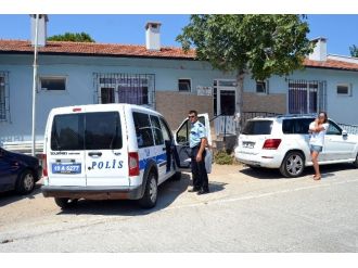 3 Aylık Bebek Annesiyle Sağlık Ocağında Mahsur Kaldı