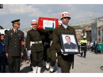 Burdur Şehidini Ebediyete Gönderdi