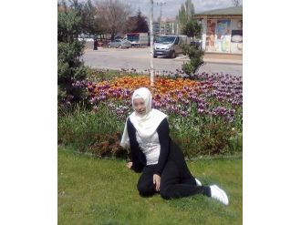 Marketin Yük Taşıma Asansörüne Sıkışan Genç Kız Yoğun Bakımda