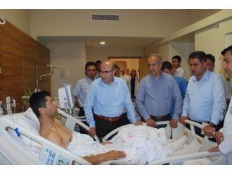 Vali Demirtaş Ve Milletvekilleri Yaralı Askerleri Ziyaret Etti