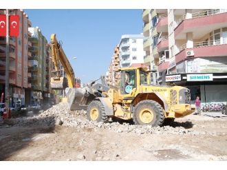 Silifke Atatürk Caddesinde Hummalı Çalışma