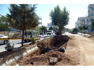 Vatandaş Tepki Gösterdi, Büyükşehir Dsi’nin Çalışmasını Durdurdu