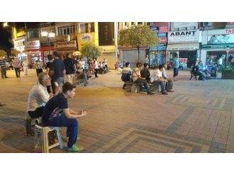 Çaycuma Belediyesi Dev Ekrandan Maç Yayını Verdi