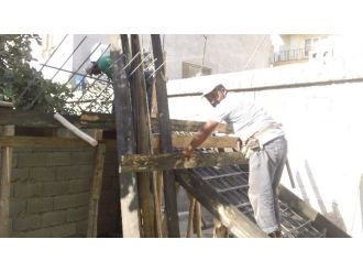 Suriyeliler Çalışarak Geçimlerini Sağlıyor