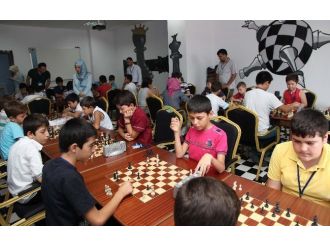 Bilgievleri Satranç Turnuvası Yapıldı