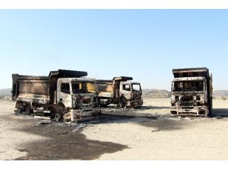 30 Aracın Yakıldığı Cudi Dağı’ndaki Yol İnşaatı Durdu