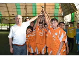 Yeşil Konaklar Arası Küçükler Futbol Turnuvası Sona Erdi