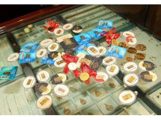 Vatandaşlar “Çeyrek Altın” Yerine “Yarım Çeyrek” Altına Yöneldi