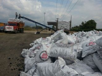 Yardım Kömürleri Kış Gelmeden Dağıtılıyor