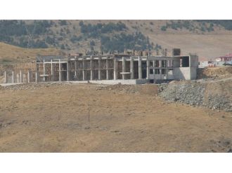 Yozgat Kadın Termal Aquapark Ve Spor Kompleksi İnşaatı Hızla Yükseliyor