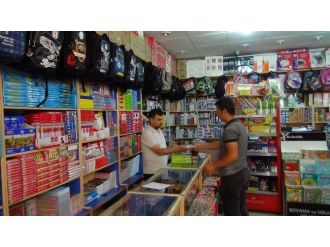 Kırtasiyeciler Okulların Geç Açılacak Olmasına Tepkili