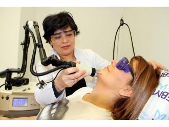 Boyun Ve Eller Erken Yaşlanır