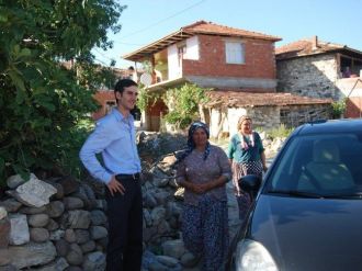 Kaymakam, Selendi Sevdası İçin Yollara Düştü