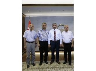 Başkan Çelik’ten Emeklilere Destek