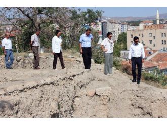 Kalehöyük’de 2 Bin 500 Yıl Öncesi Tarihe Ulaşıldı