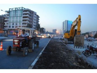 Doğalgaz Verilen Mahallelerin Üst Yapı Çalışması Devam Ediyor
