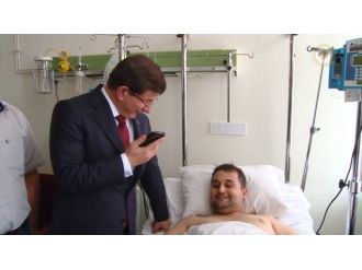 Başbakan Davutoğlu Gazileri Ziyaret Etti