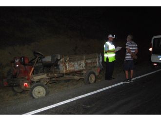 Minibüs Patpata Çarptı: 2 Yaralı