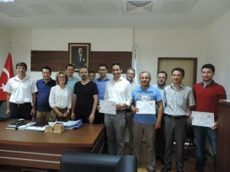 Bilgi İşlemcilere Pardus Eğitimi Verildi