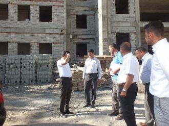 Kaymakam Yeni Yapılan Hükümet Konağı İnşaatını Gezdi