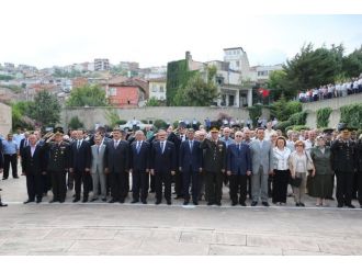 Celal Bayar Kabri Başında Anıldı