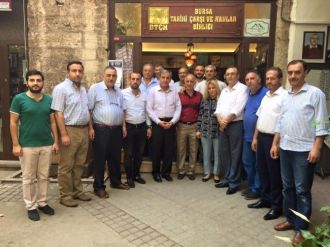 Ak Parti Osmangazi İlçe Başkanlığı Yönetimi Çarşı Esnafının Nabzını Tuttu