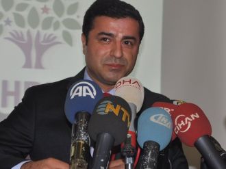 Demirtaş: Pkk Şiddet Eylemlerini Sonlandırmalı
