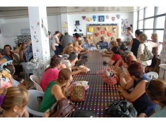 Didim Belediyesi El İşi Kursiyerleri Belgelerini Aldı