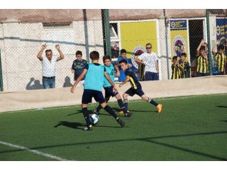 Fb Sevdalısı Çocuklar Didim’de Dostluk Maçında Karşılaştı