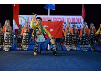 Erguvan Halk Dansları Ekibi Bosna’yı Salladı