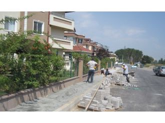 Yahya Kaptan’da Parke Çalışması