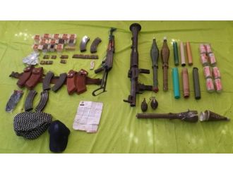 Öldürülen Teröristin Üzerinden Cephane Çıktı