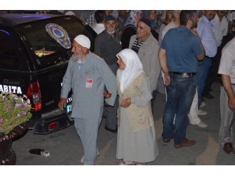 Tosya’da İlk Hac Kafilesi Dualarla Uğurlandı