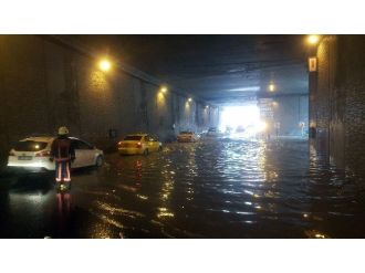 Taksim-tarlabaşı Tünelini Su Bastı