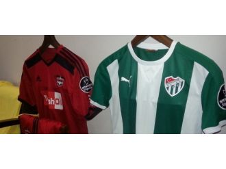 Bursaspor Sahaya ’Efsane Çubuklu’ Forması İle Çıkacak