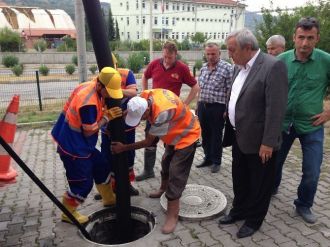 Devrek Belediyesinden Rögar Ve Izgara Temizliği