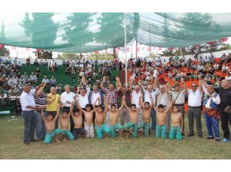 Toroslar’da Başpehlivan İsmail Burhan Oldu