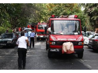 Cerrahpaşa’da Korkutan Yangın